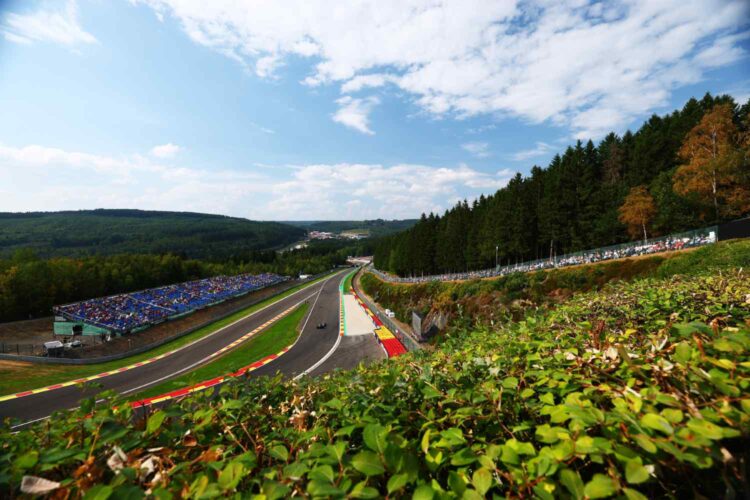 GP da Bélgica de F1: Kimi Antonelli lidera TL2 em Spa-Francorchamps