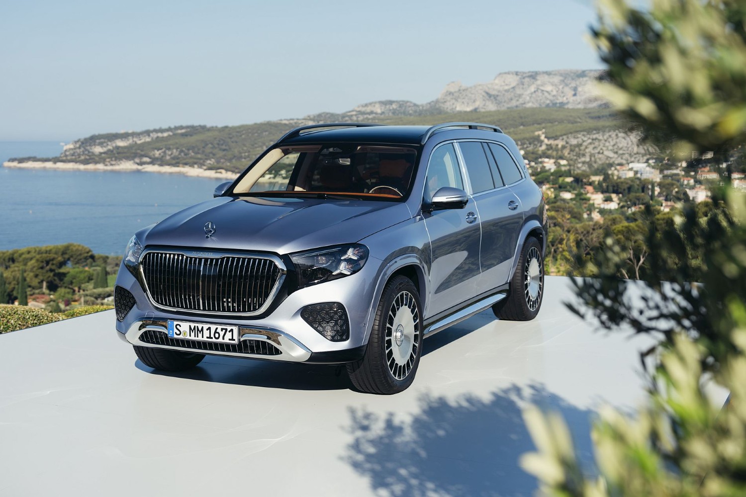 Mercedes-Maybach GLS 680 SUV