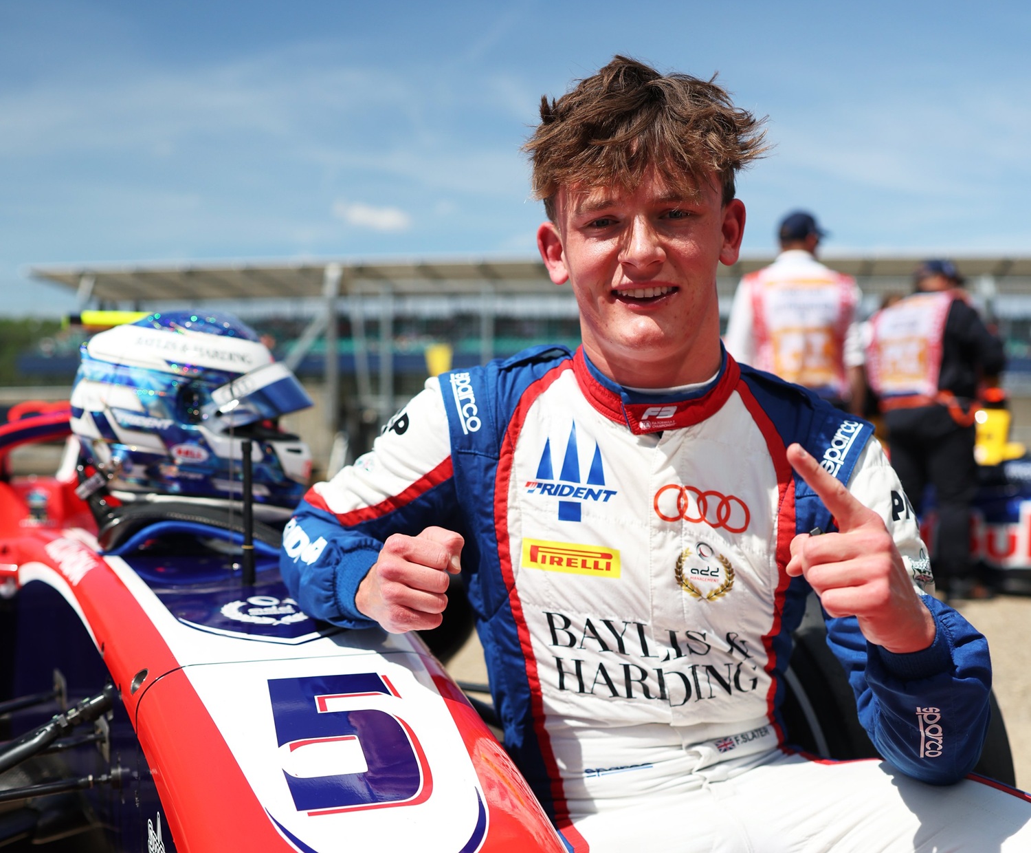 F3, Silverstone: Freddie Slater faz a pole em casa