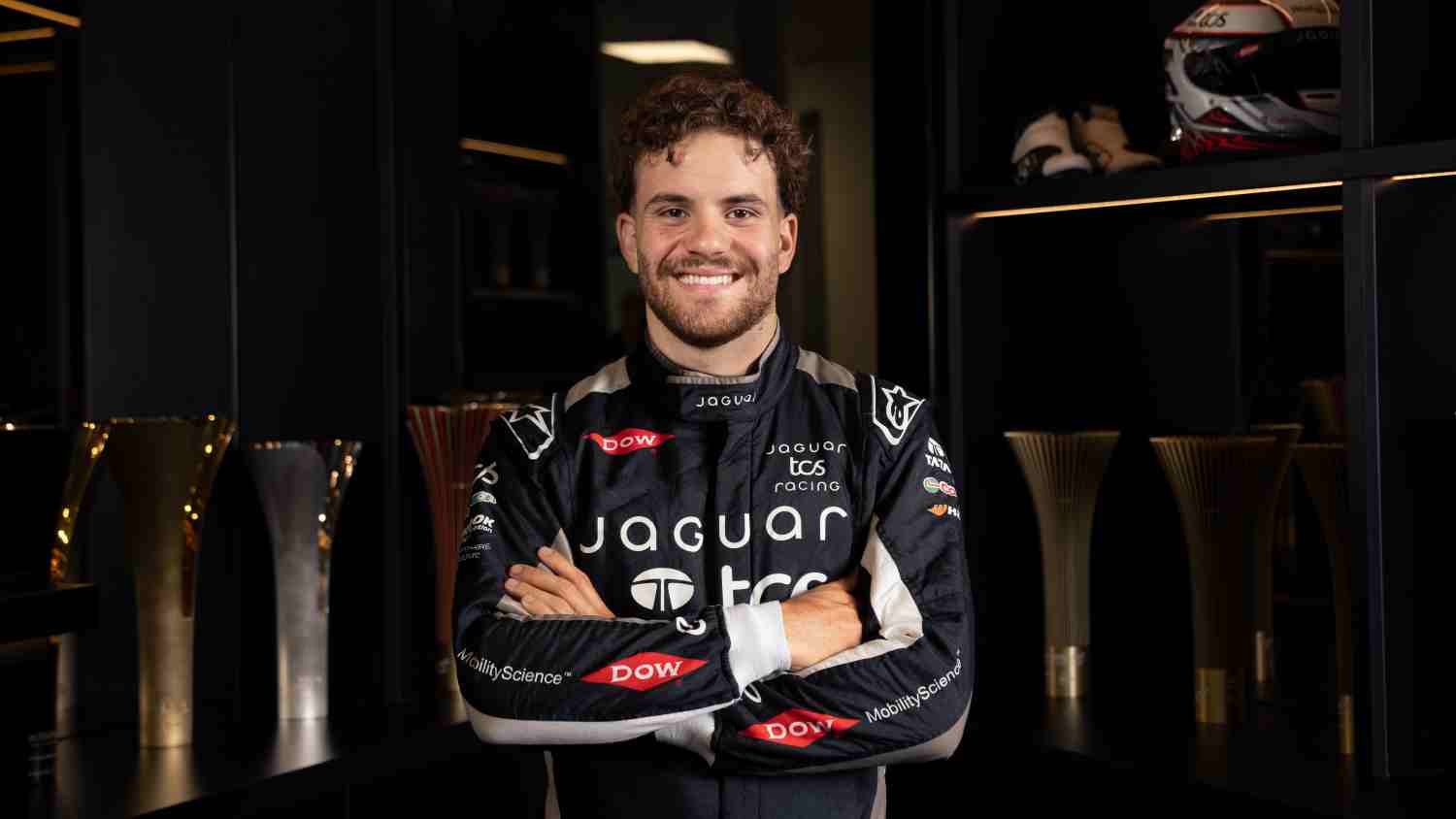 Fernando Barrichello estreia Jaguar GEN4 no Festival de Goodwood