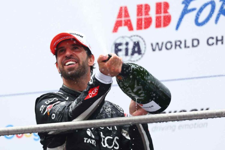 António Félix da Costa em segundo no E-Prix de Xangai, 3º no Mundial: “Estou radiante com este segundo lugar”