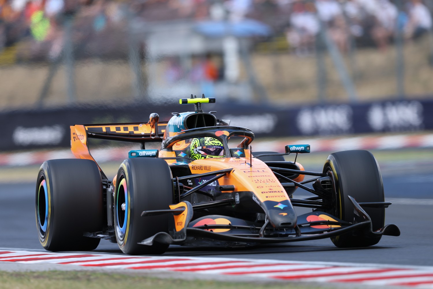 GP da Hungria F1: Lando Norris termina com o domínio da Mercedes e faz a pole, Hamilton a 0,012 seg.