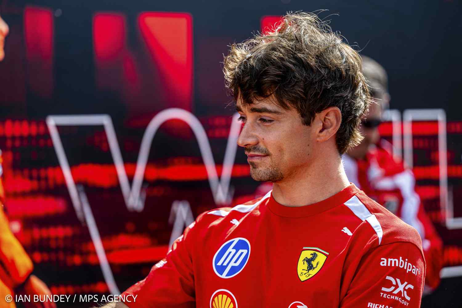 F1: Charles Leclerc regressa à 1ª linha com 2º lugar em Silverstone: “hoje foi a primeira vez que tive as boas sensações de volta”