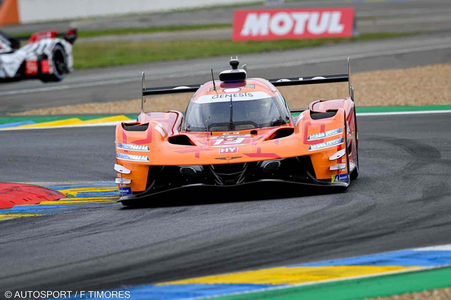 WEC: Genesis e Aston Martin surpreendem nos treinos livres em Interlagos