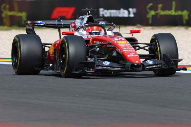 GP Hungria F1: Leclerc e a Ferrari lideram TL1 em sessão marcada por problemas técnicos e uma bandeira vermelha