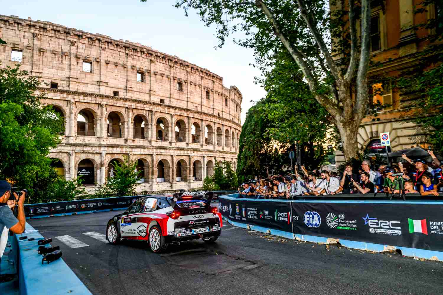 Yohan Rossel Lidera Rally di Roma Capitale com vitória no Coliseu