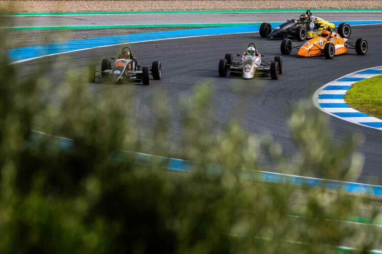 Single Seater Series leva 17 monolugares ao Estoril Summer Party By NAPA