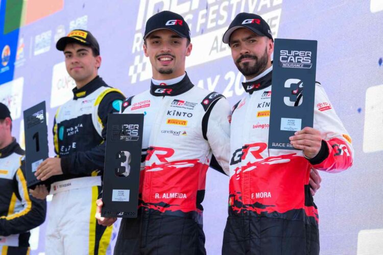 Seis modelos Toyota GR Supra no desafio citadino de Vila Real