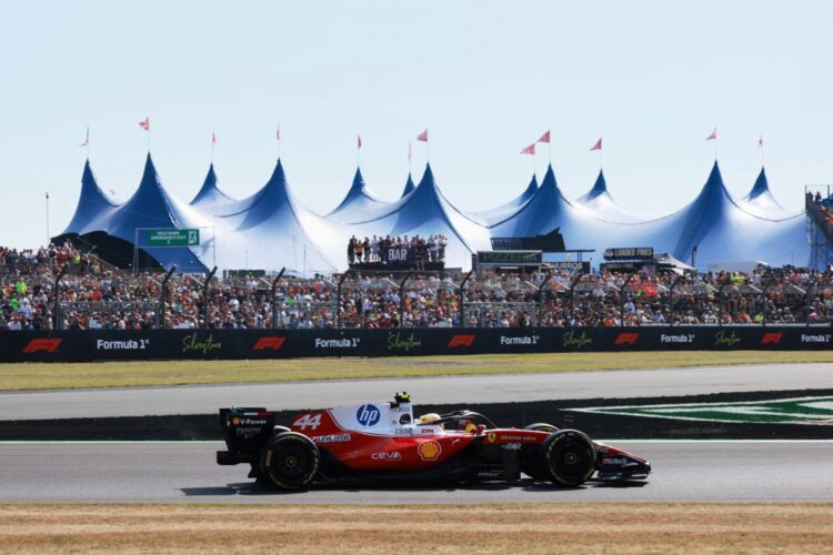 GP Grã-Bretanha F1: Lewis Hamilton faz a pole na “Quali” Sprint