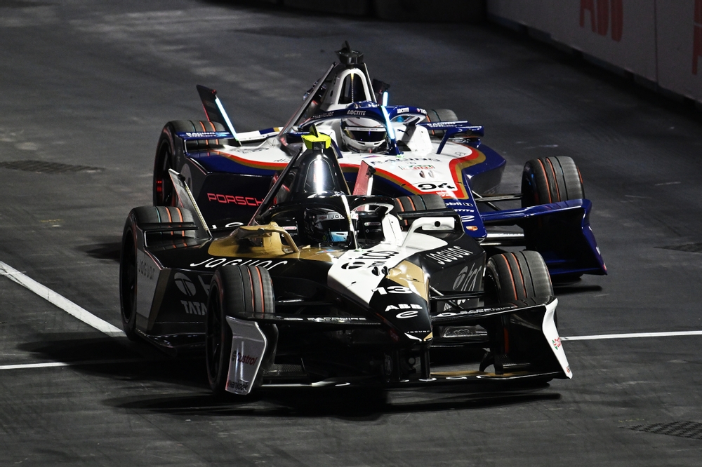 Fórmula E: Mitch Evans e Pascal Wehrlein divididos sobre táticas da Jaguar em Londres