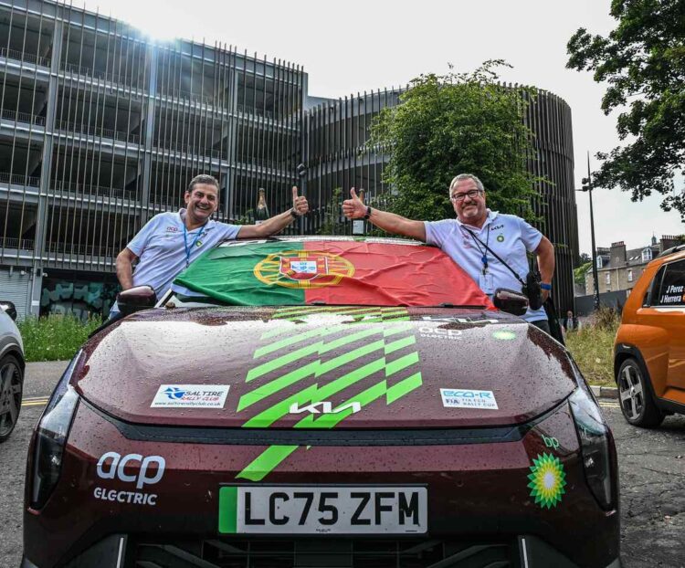Eduardo Carpinteiro Albino e José Carlos Figueiredo vencem a regularidade no Eco Rally Scotland