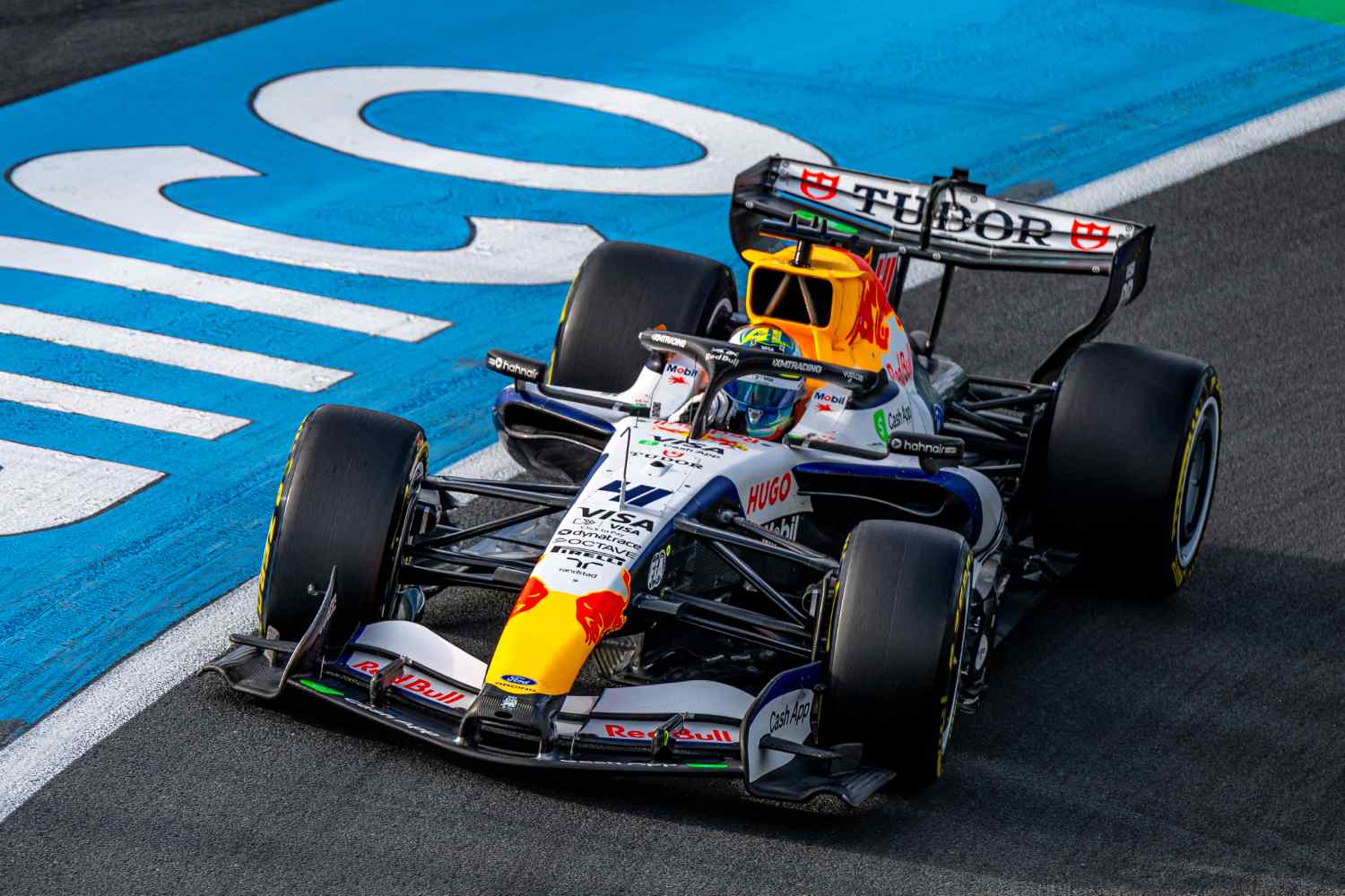 GP Países Baixos F1: Desempenho sólido na estreia de Yuki Tsunoda