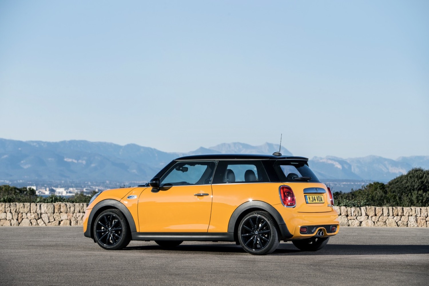 Novo Mini Cooper poderá adotar tração traseira