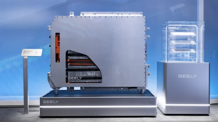 Geely vai testar baterias de estado sólido em 2027