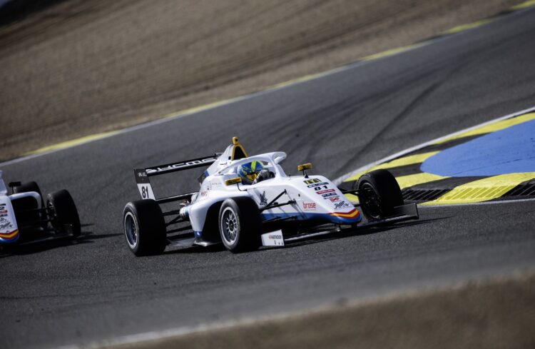 F4 Spain: Noah Monteiro em oitavo na qualificação 1