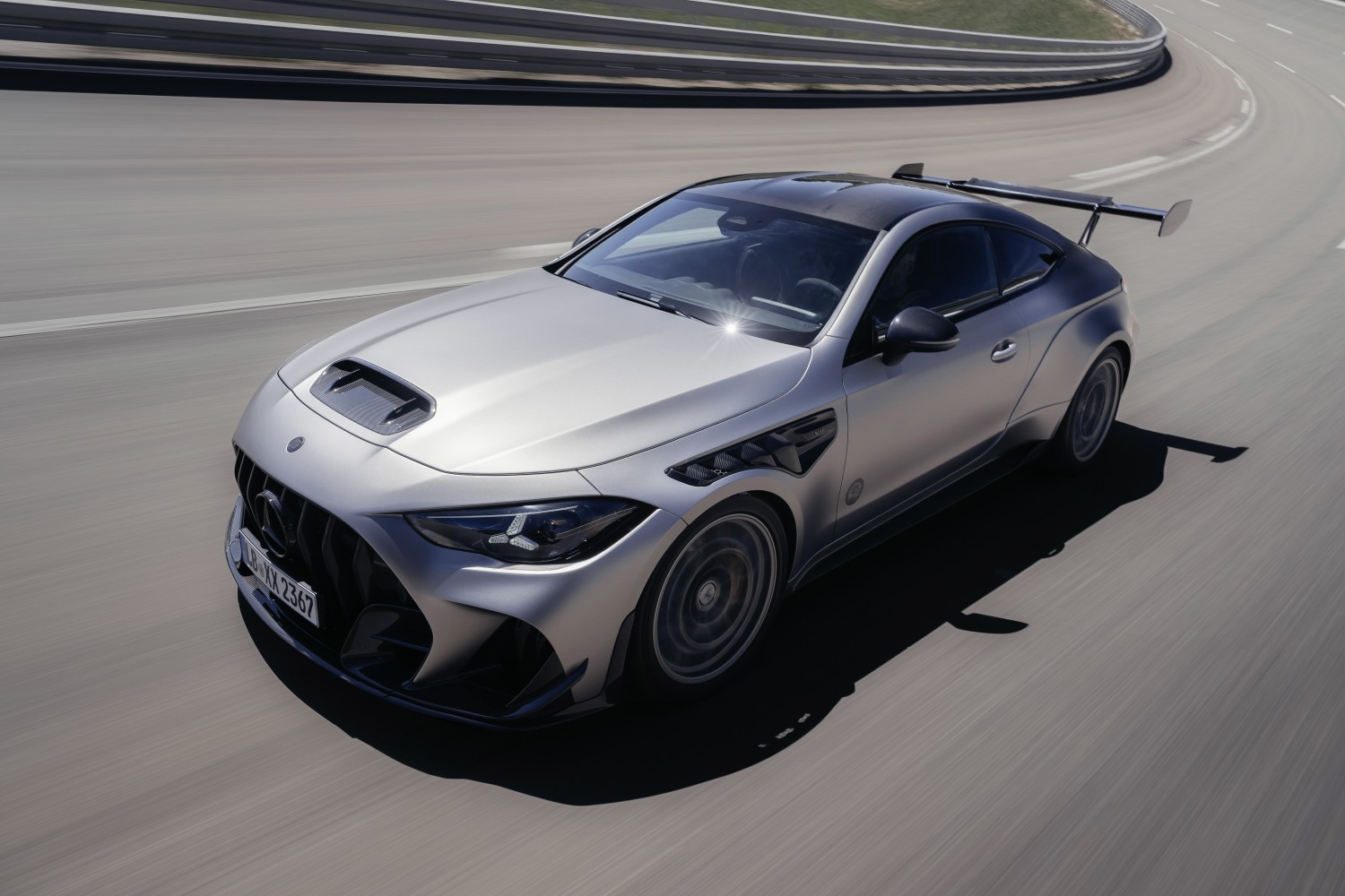 Mercedes-AMG CLE 646 Spezialanfertigung: V8, tração traseira e só 30 exemplares