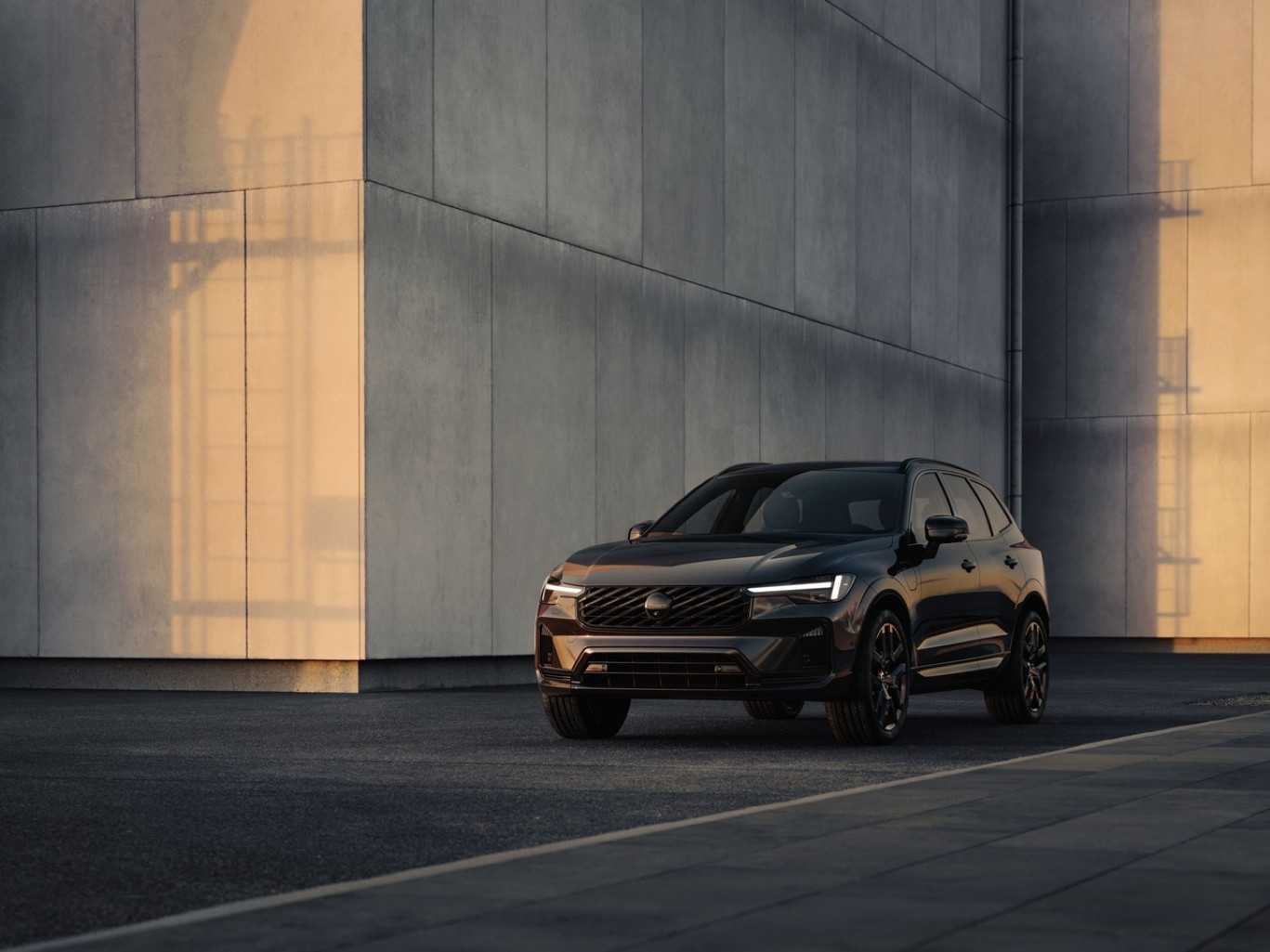 Novo Volvo XC60 PHEV: 200 km elétricos