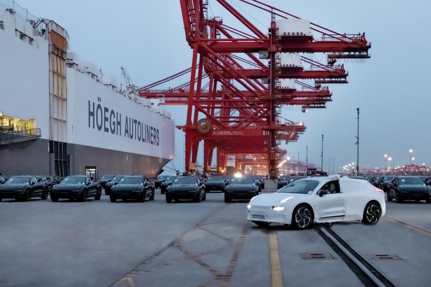 China atrás do topo da indústria mundial