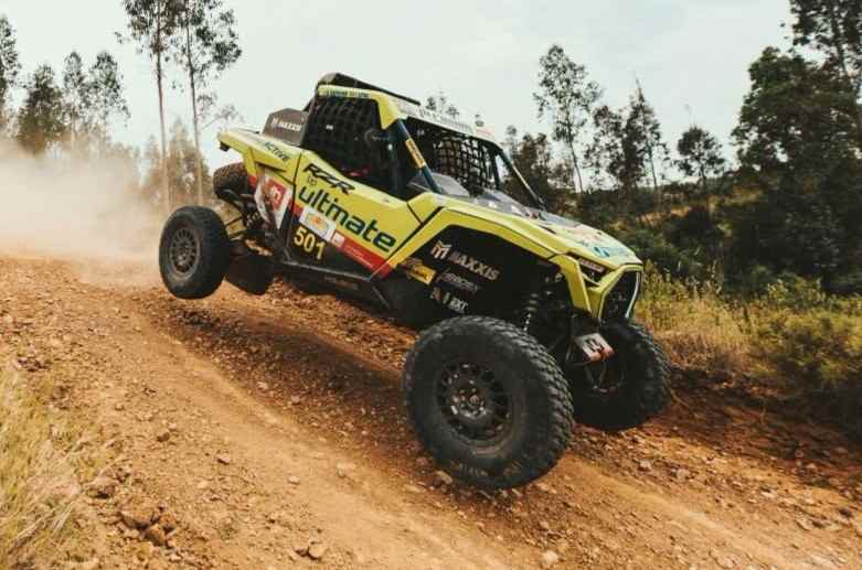 bp Ultimate Adventure Team na Baja Aragón com Gonçalo Guerreiro e Portela Morais