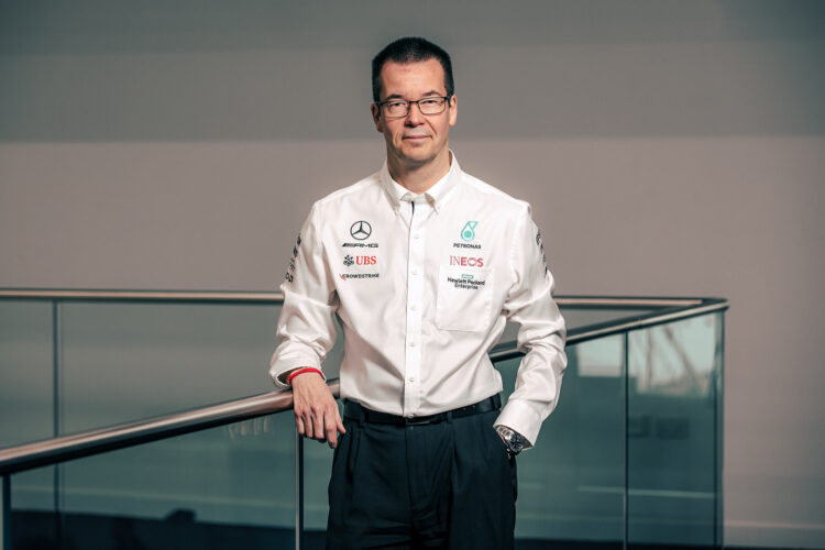 Alpine contrata Mike Elliott, reforço de peso para a área técnica