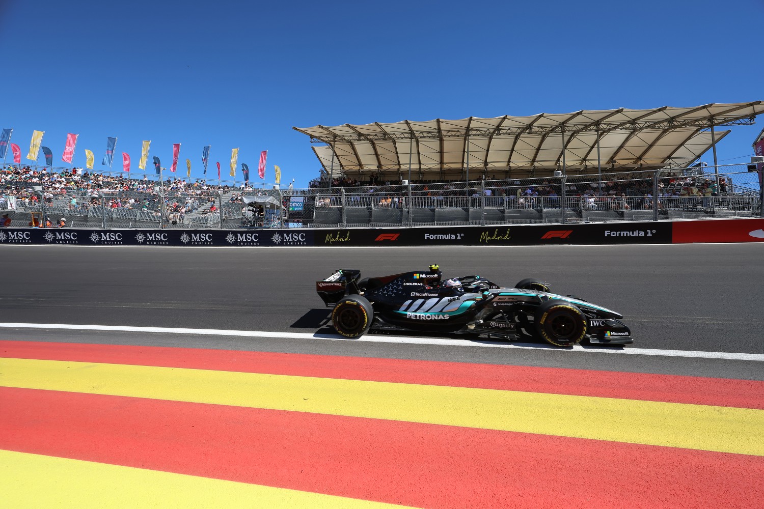 GP de Espanha F1: Kimi Antonelli foi o mais rápido em TL3 atribulado, com duas bandeiras vermelhas