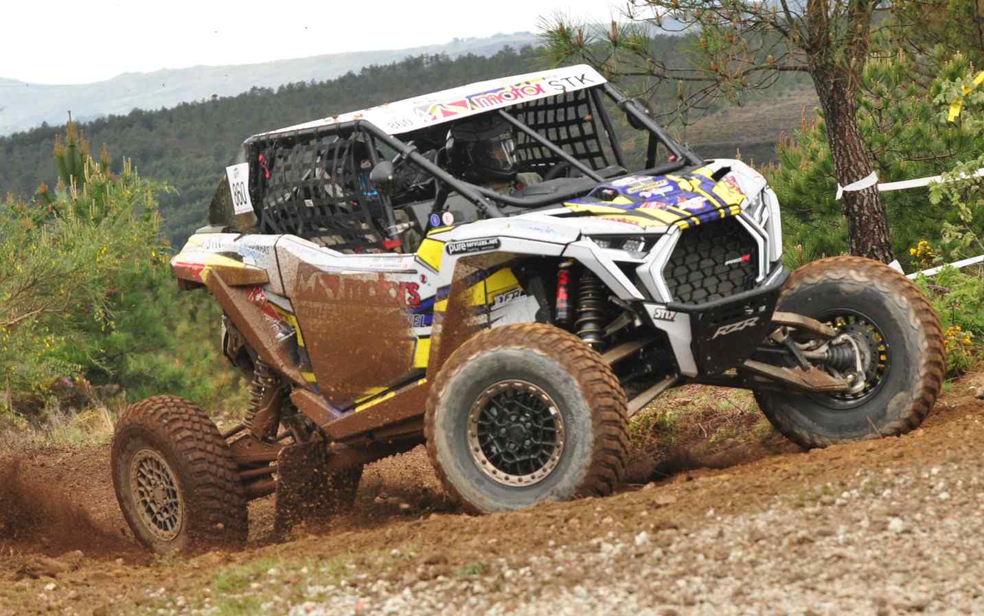 Troféu Polaris RZR com 22 equipas na Baja TT Sharish Gin Reguengos