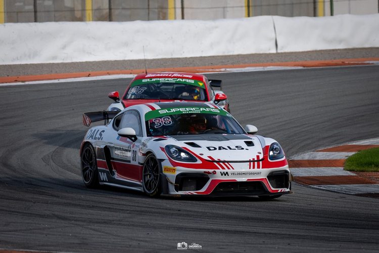 Iberian Supercars: Veloso Motorsport com contabilidade positiva em Valência