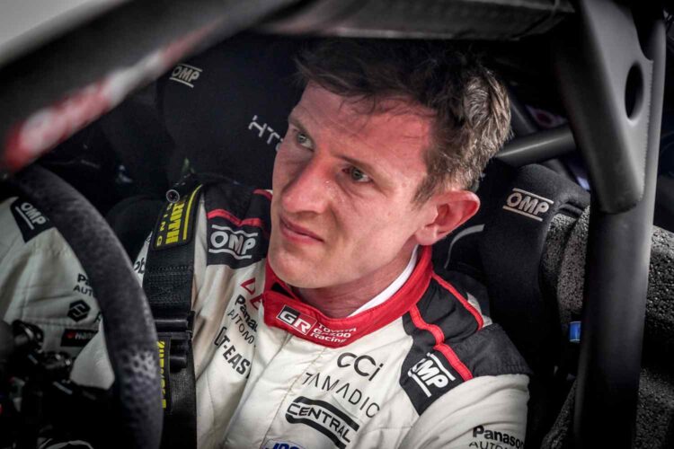 WRC: Elfyn Evans com “porta aberta” para o título, mas…