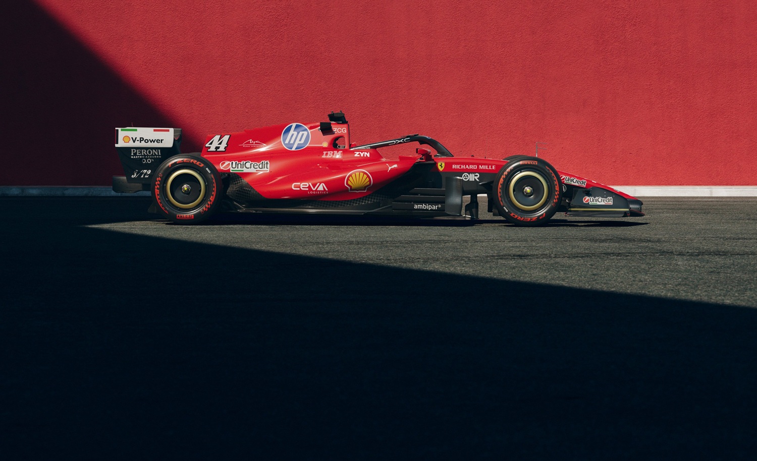 Ferrari apresenta decoração especial para Monza