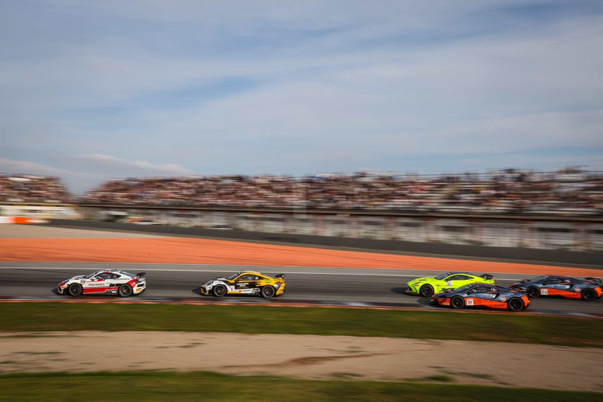 Iberian Supercars, Valência: Eric Gene e Jan Durán vencem nos GT4