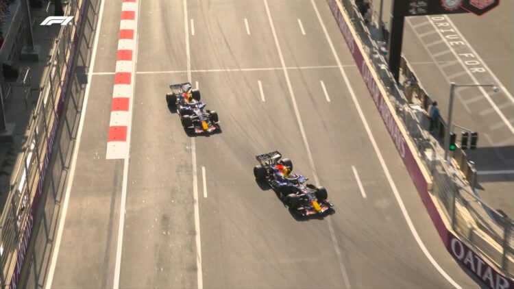 GP Azerbaijão, Volta 25: Russell confortável na frente, Hadjar pressiona Verstappen