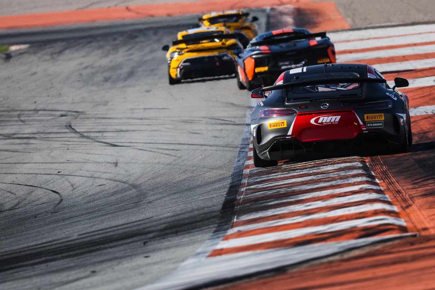 Iberian Supercars: Hendrik Still e Mathieu Martins em destaque nas qualificações