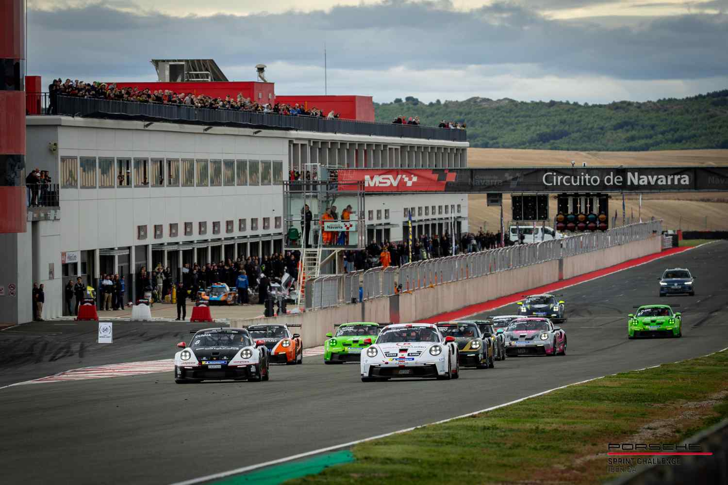 Alejandro Barambio estreia-se a vencer na Porsche Sprint Challenge Ibérica em Navarra