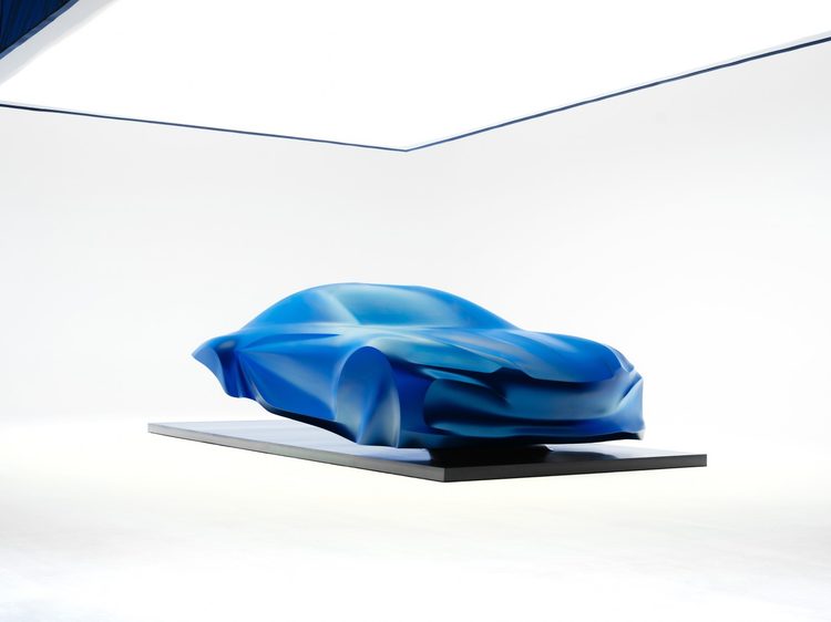 Escultura antecipa novo Alpine A110 (elétrico…)
