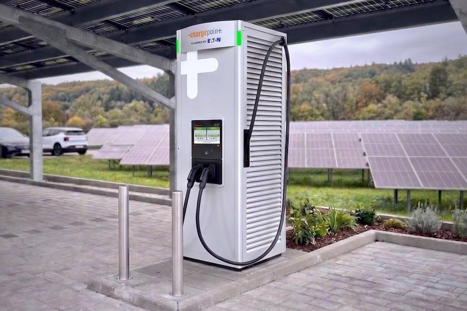 Carregadores não acompanham utilização dos elétricos