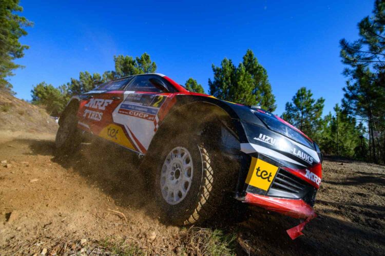 Rali 6 Cidades Norte de Portugal: Martins Sesks lidera após jornada implacável