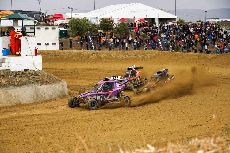 Foz Côa decide títulos europeus de Autocross e Cross Car este fim de semana