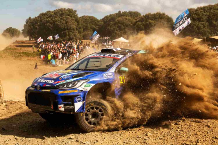 WRC, Rali da Sardenha: Korhonen lidera WRC2 após duelo intenso