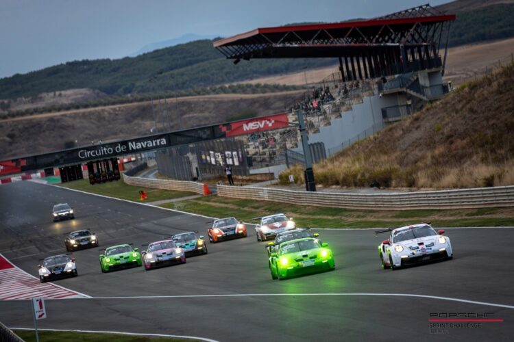 Porsche Sprint Challenge: GT Corse carimba títulos em Navarra