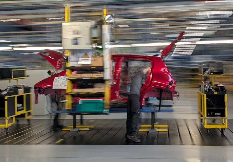 OCDE alerta para “encruzilhada” laboral no automóvel