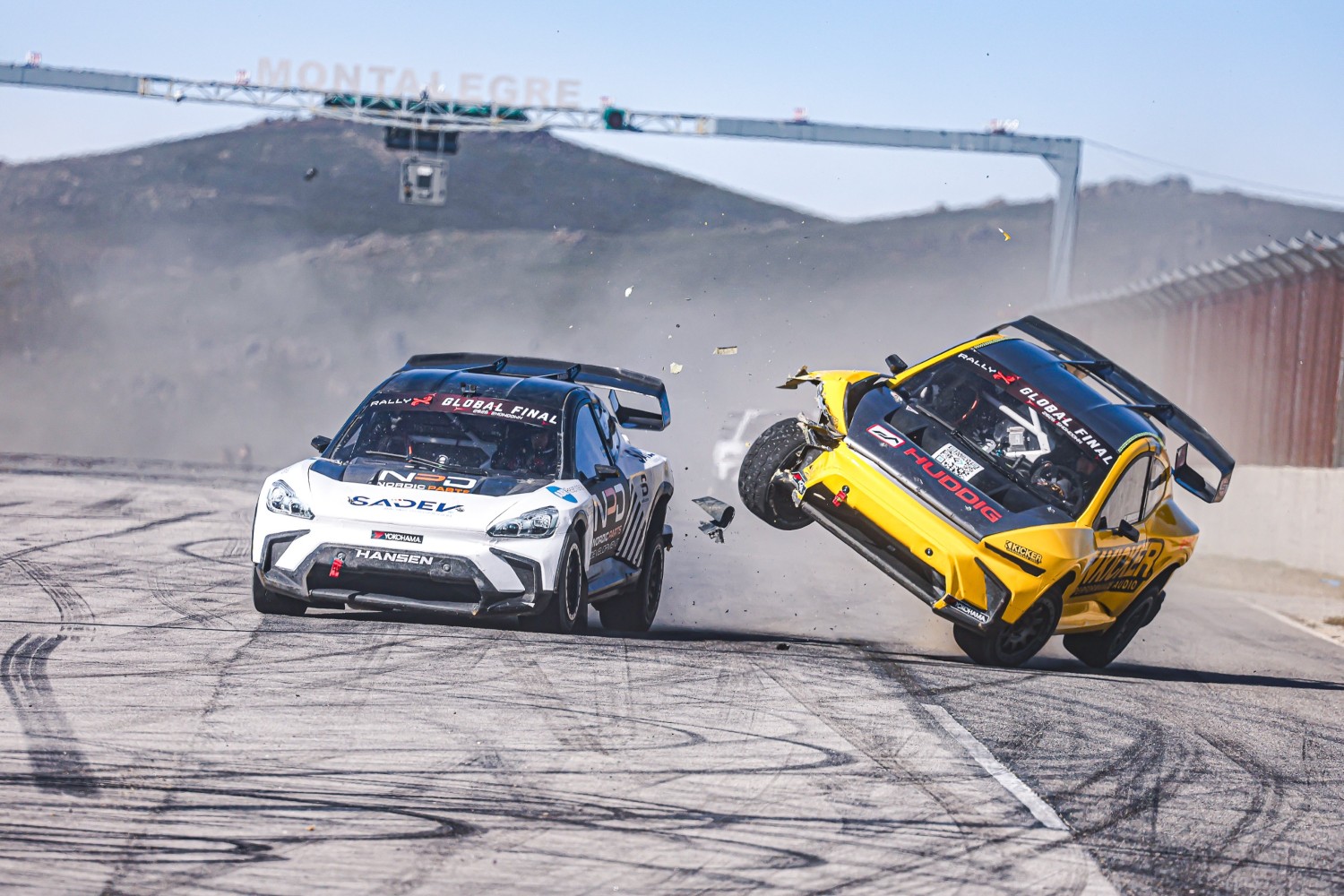 RallyX: Timmy Hansen implacável no Sábado