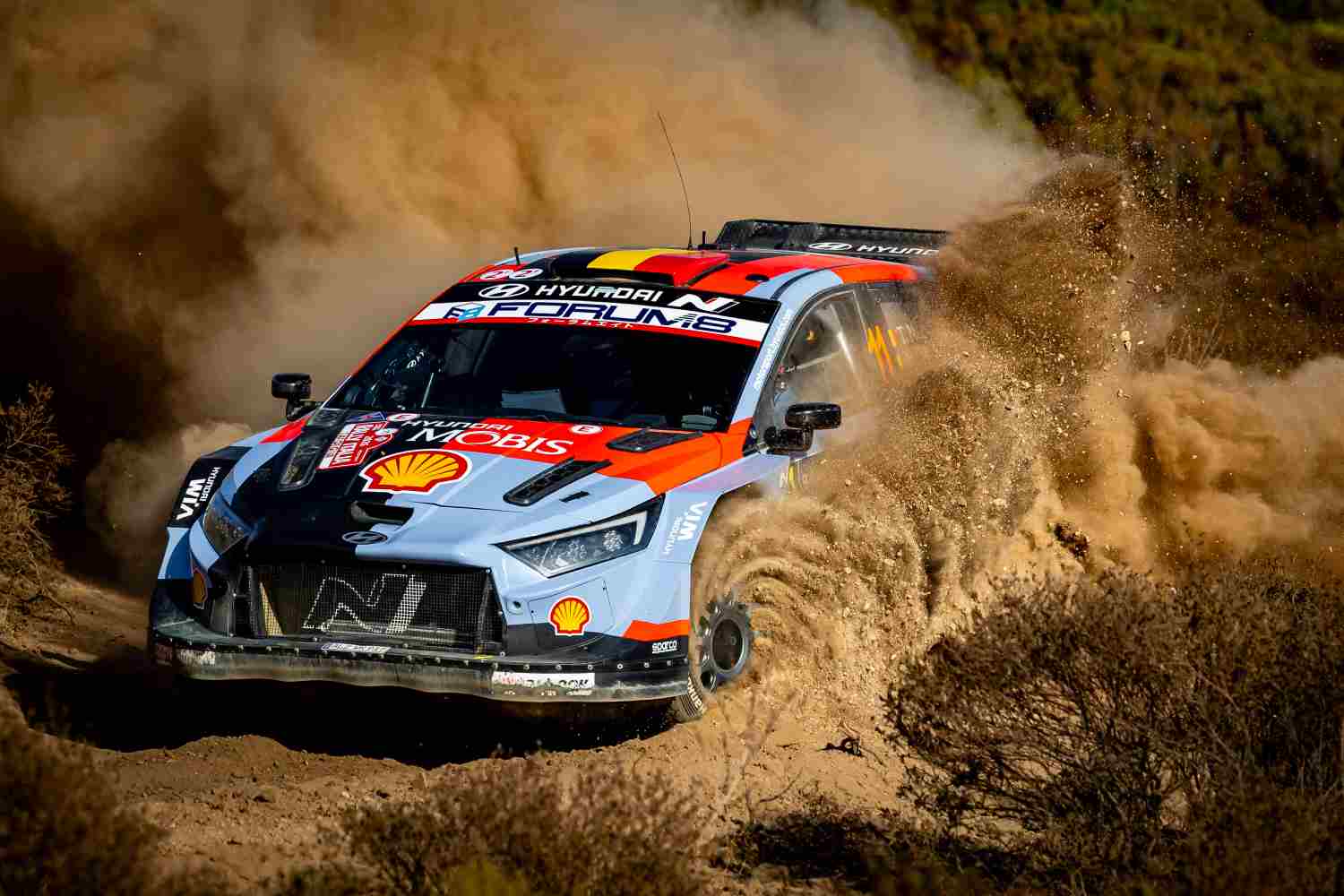 Thierry Neuville despede-se: “tivemos altos e baixos mas a equipa manteve-se motivada”