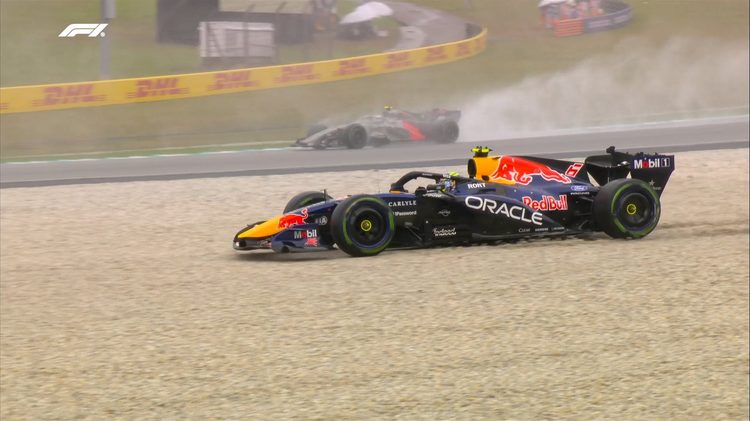 GP do Bahrein: Procedimento de largada suspenso